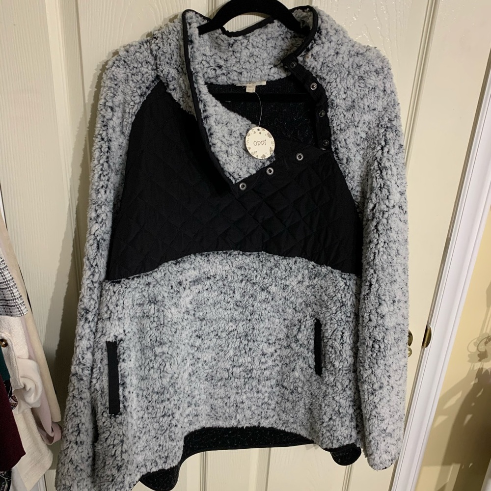 NWT 3x Sherpa pullover